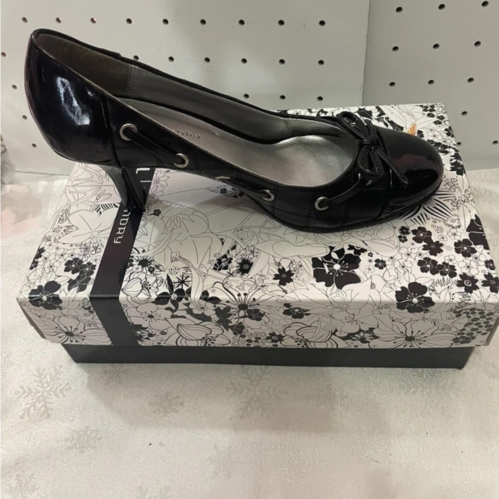 CL By Laundry Black High Heel Shoe